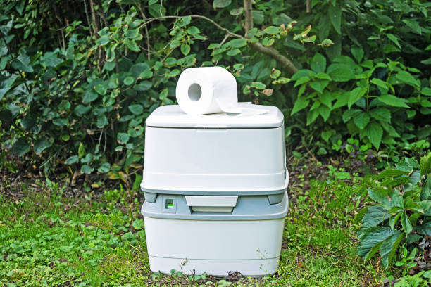 Best Luxury portable toilet rental  in Blossom, TX
