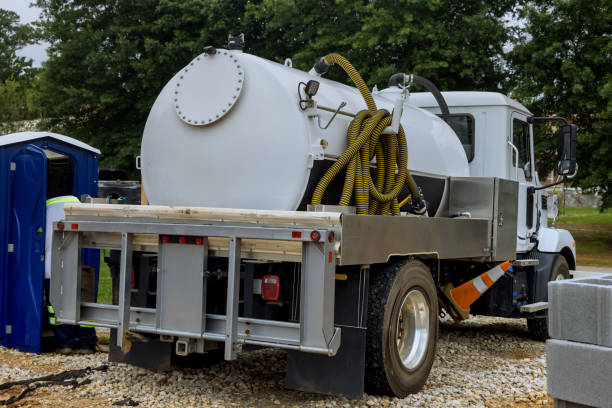 Best Portable toilet rental cost  in Blossom, TX