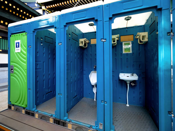 Best Luxury portable toilet rental  in Blossom, TX